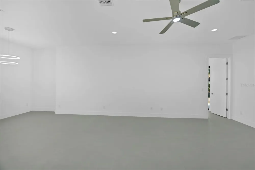 10065 MEMPHIS STREET Port Charlotte, FL 33981