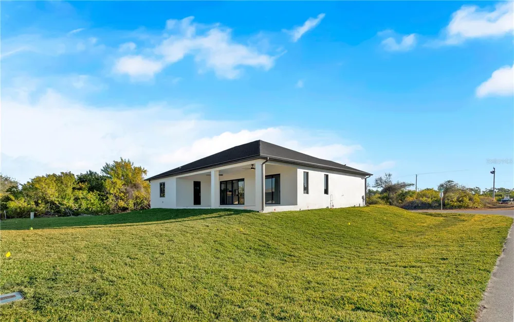 10065 MEMPHIS STREET Port Charlotte, FL 33981