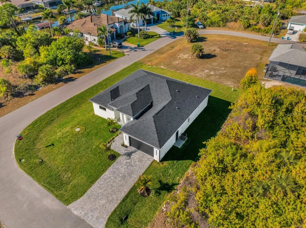 10065 MEMPHIS STREET Port Charlotte, FL 33981