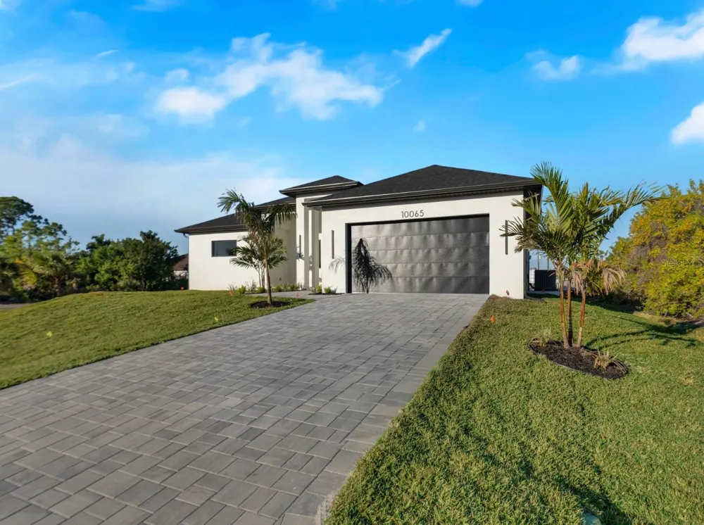 10065 MEMPHIS STREET Port Charlotte, FL 33981