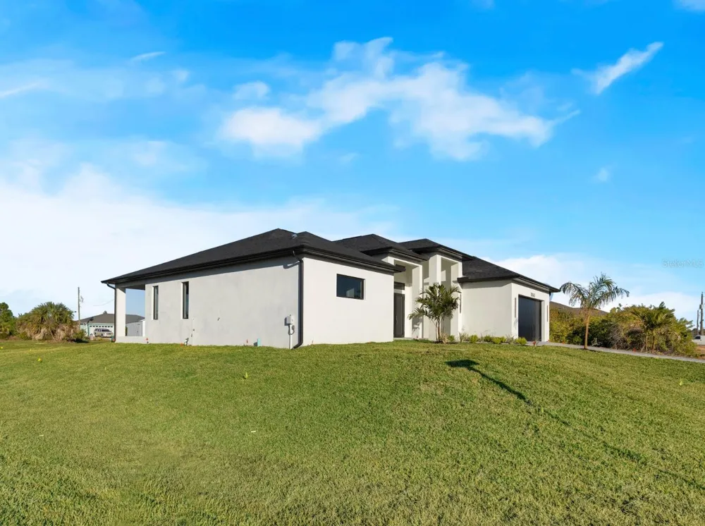 10065 MEMPHIS STREET Port Charlotte, FL 33981