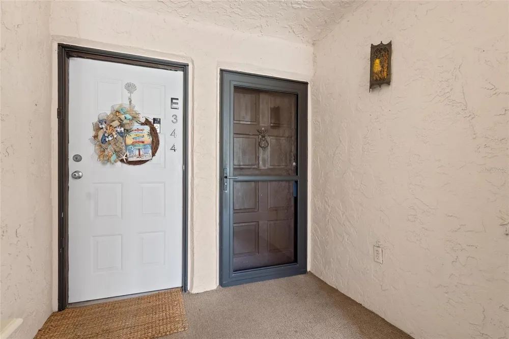 225 COUNTRY CLUB DRIVE #E343 Largo, FL 33771