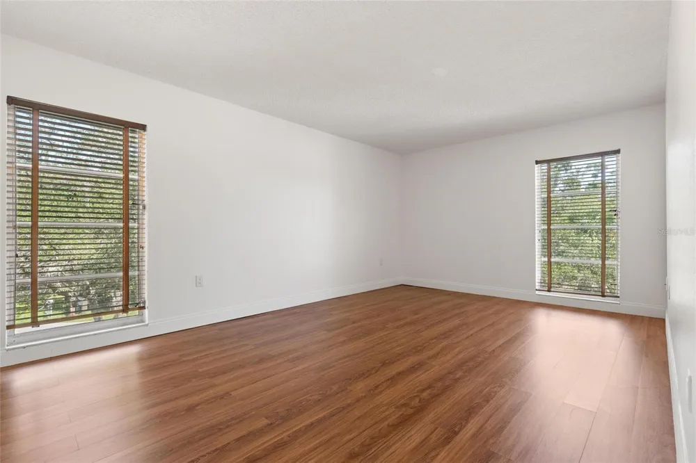 225 COUNTRY CLUB DRIVE #E343 Largo, FL 33771
