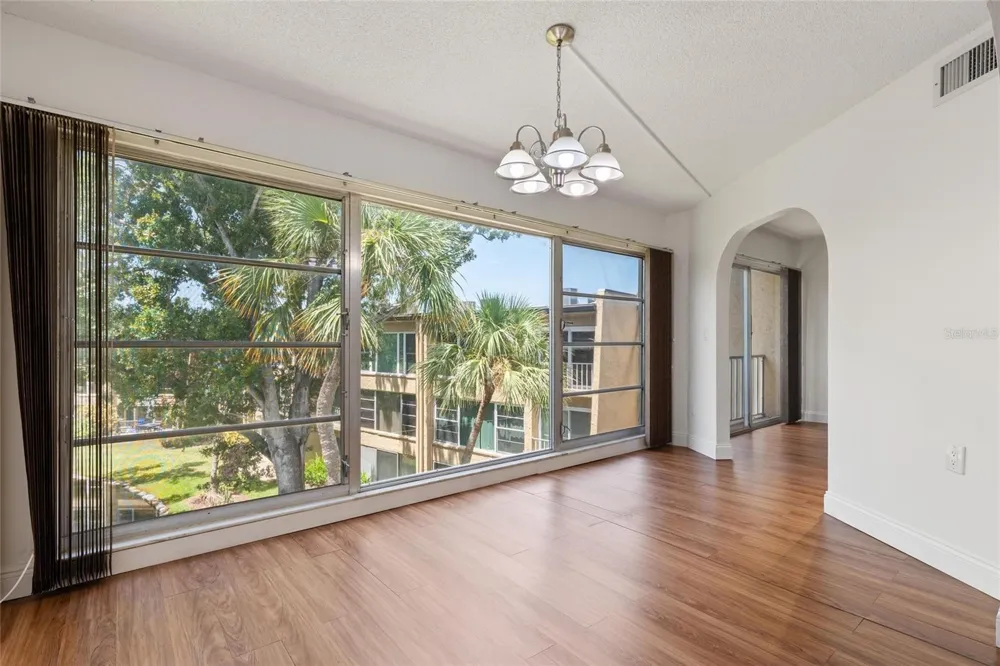 225 COUNTRY CLUB DRIVE #E343 Largo, FL 33771