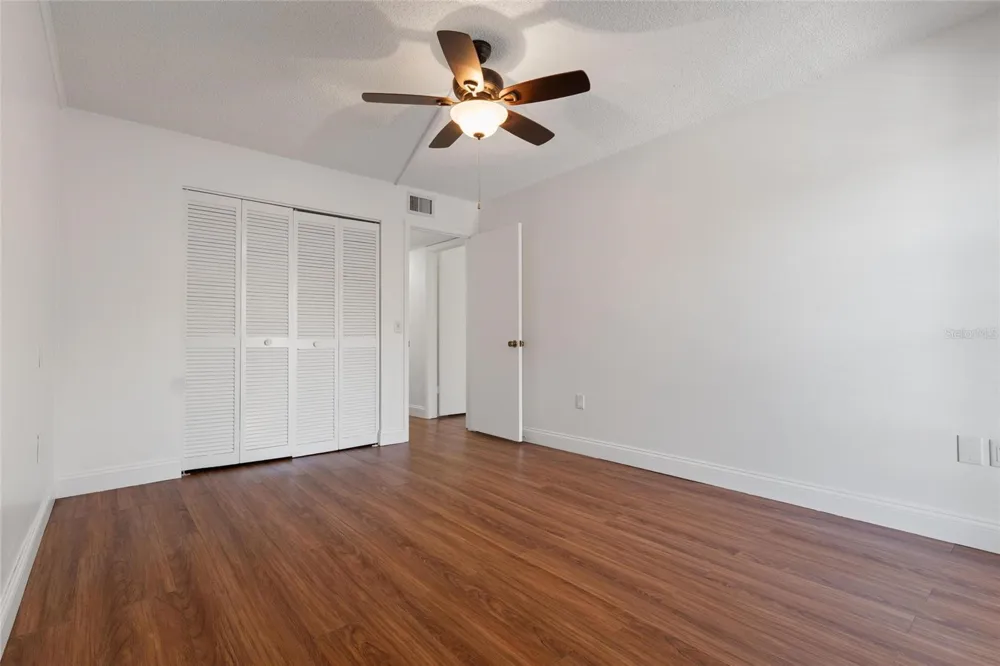 225 COUNTRY CLUB DRIVE #E343 Largo, FL 33771
