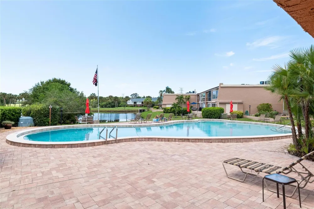 225 COUNTRY CLUB DRIVE #E343 Largo, FL 33771