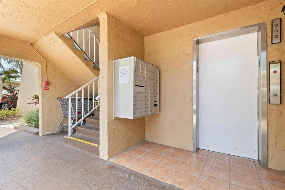 225 COUNTRY CLUB DRIVE #E343 Largo, FL 33771