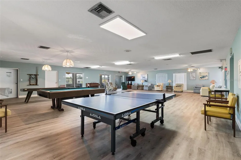 225 COUNTRY CLUB DRIVE #E343 Largo, FL 33771