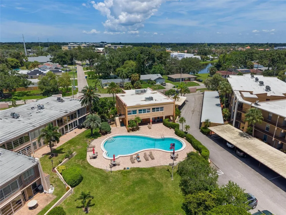 225 COUNTRY CLUB DRIVE #E343 Largo, FL 33771