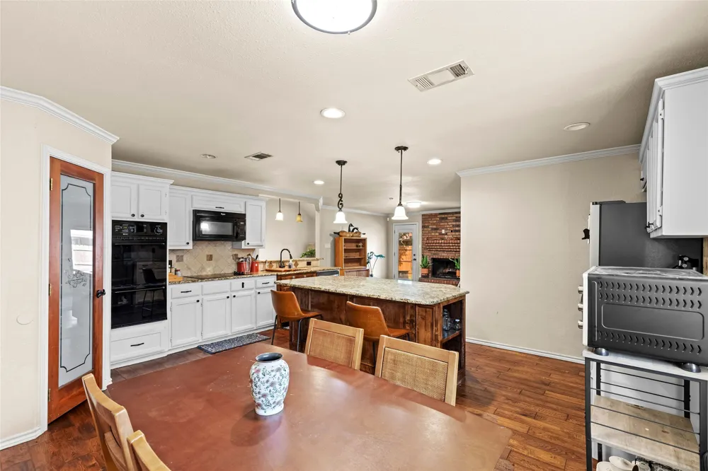 7732 Sagebrush Court North Richland Hills, TX 76182