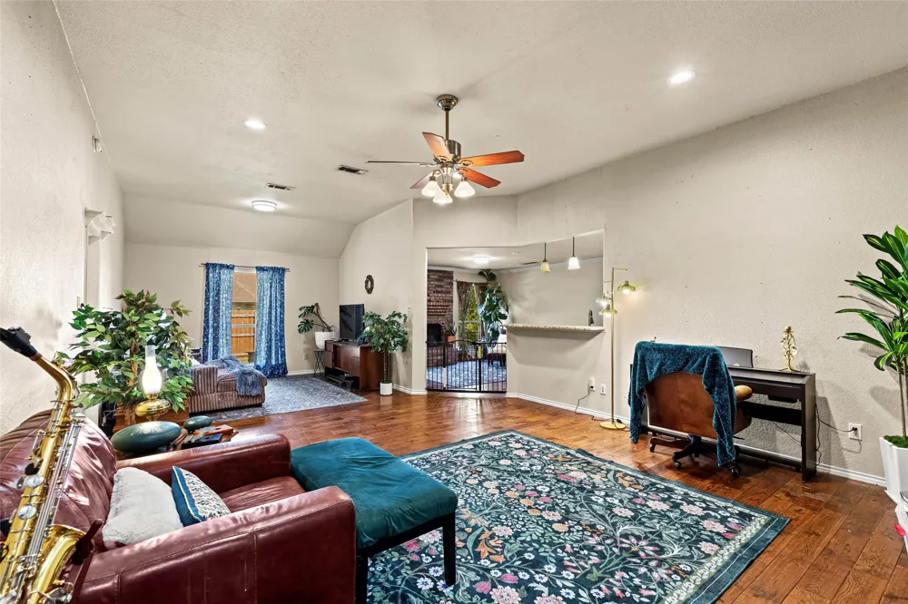 7732 Sagebrush Court North Richland Hills, TX 76182