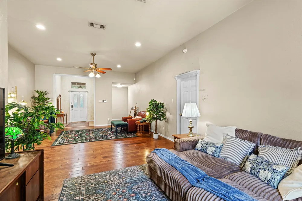 7732 Sagebrush Court North Richland Hills, TX 76182