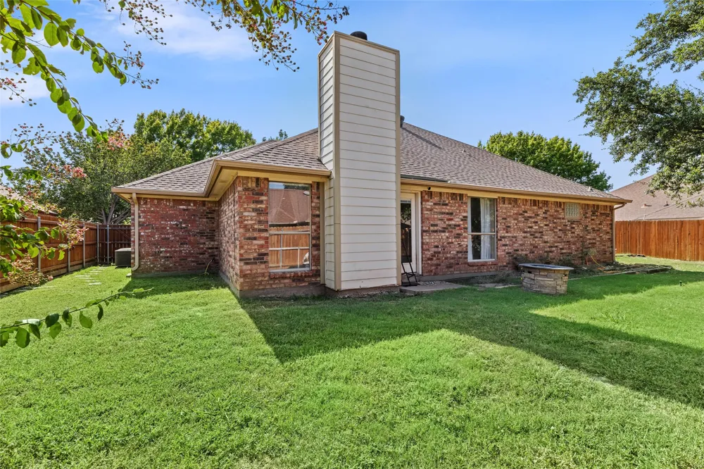 7732 Sagebrush Court North Richland Hills, TX 76182