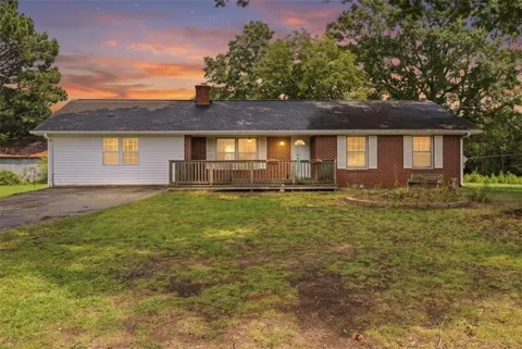 5735 Burnt Hickory Road