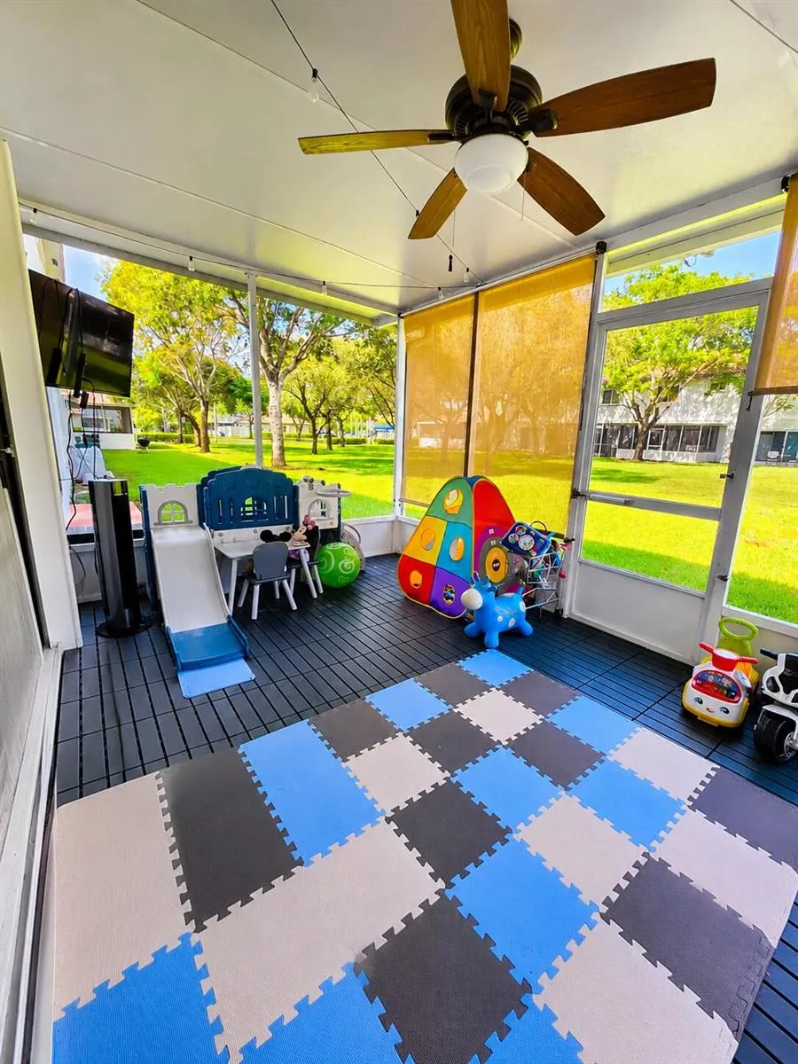 754 NW 208TH DRIVE #754 Pembroke Pines, FL 33029