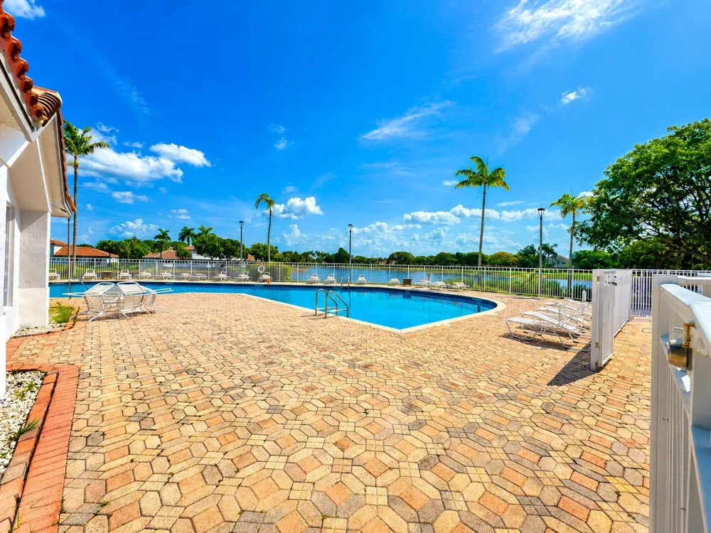 754 NW 208TH DRIVE #754 Pembroke Pines, FL 33029