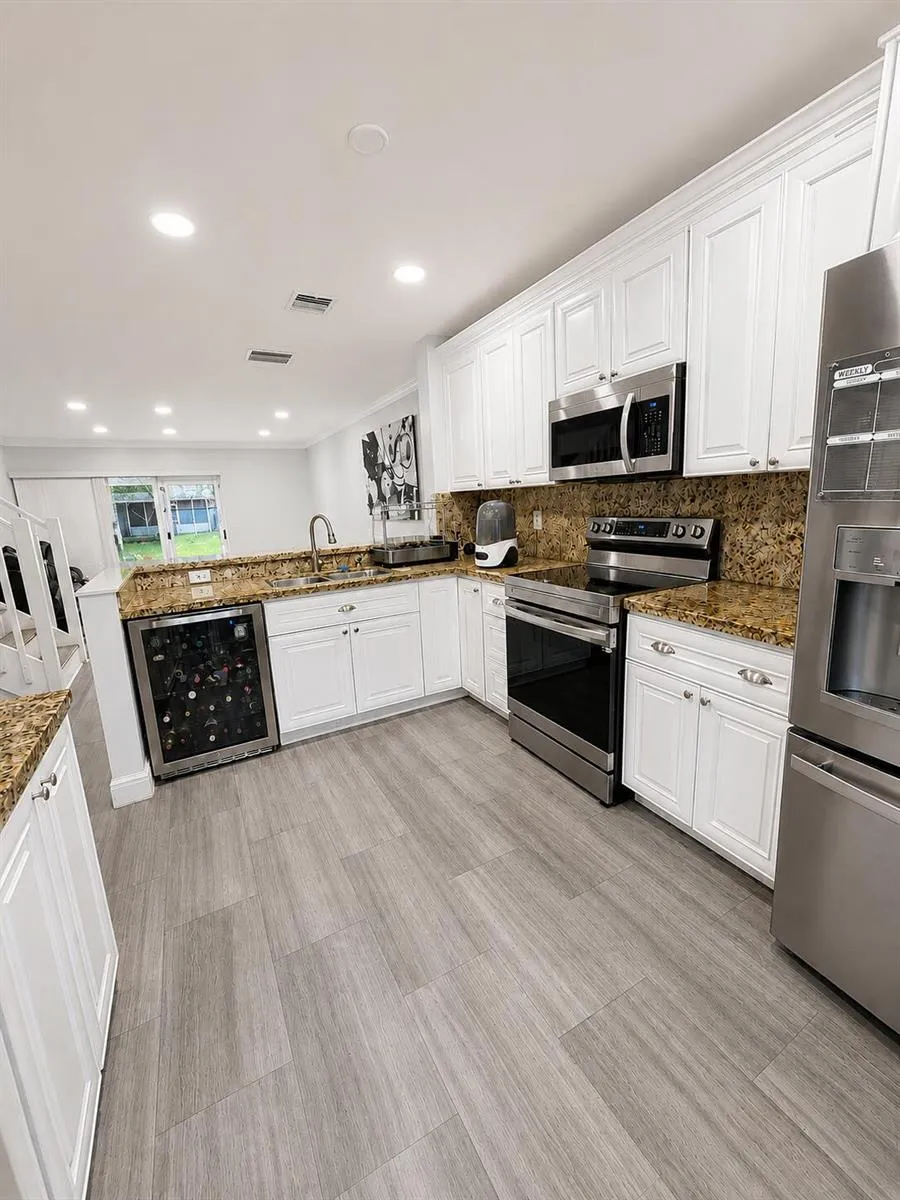 754 NW 208TH DRIVE #754 Pembroke Pines, FL 33029