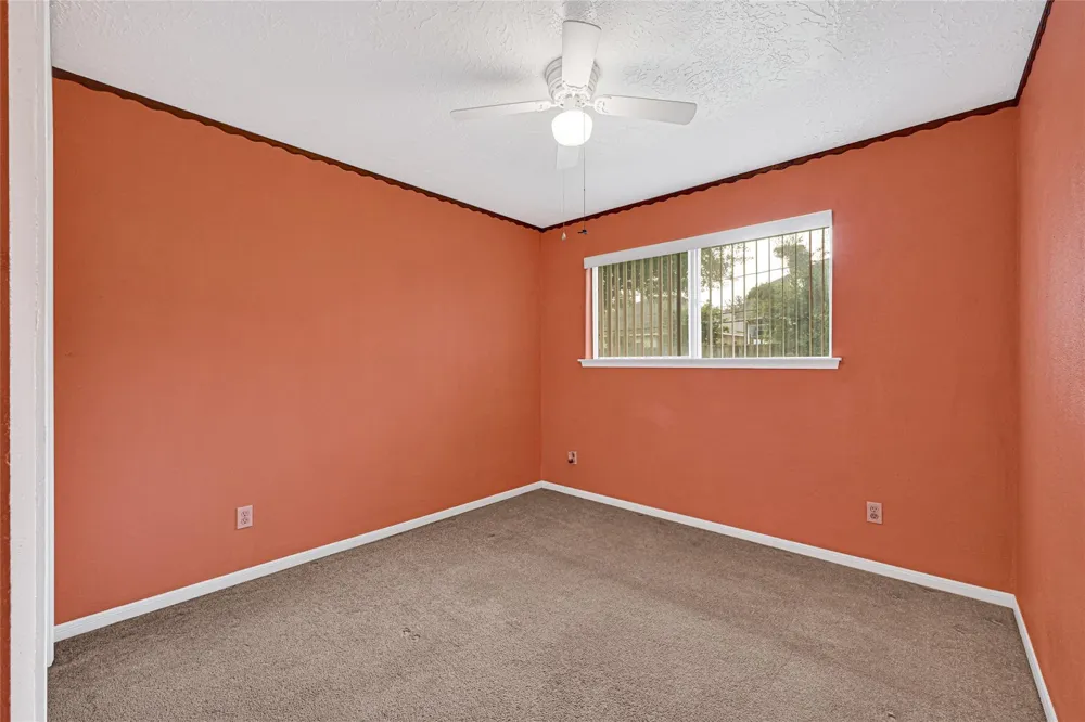 10406 Rocky Hollow Road La Porte, TX 77571