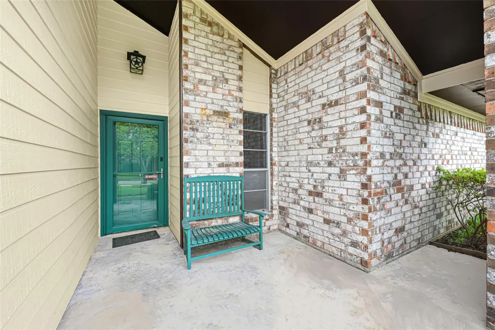10406 Rocky Hollow Road La Porte, TX 77571
