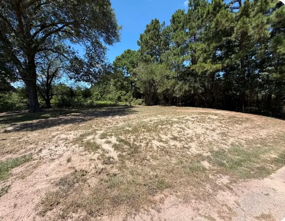 1415 E 4th Street Groveton, TX 75845