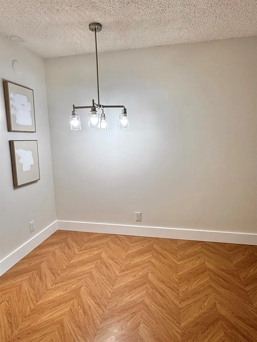 200 Village Green Circle E #k 311 Palm Springs, FL 33461