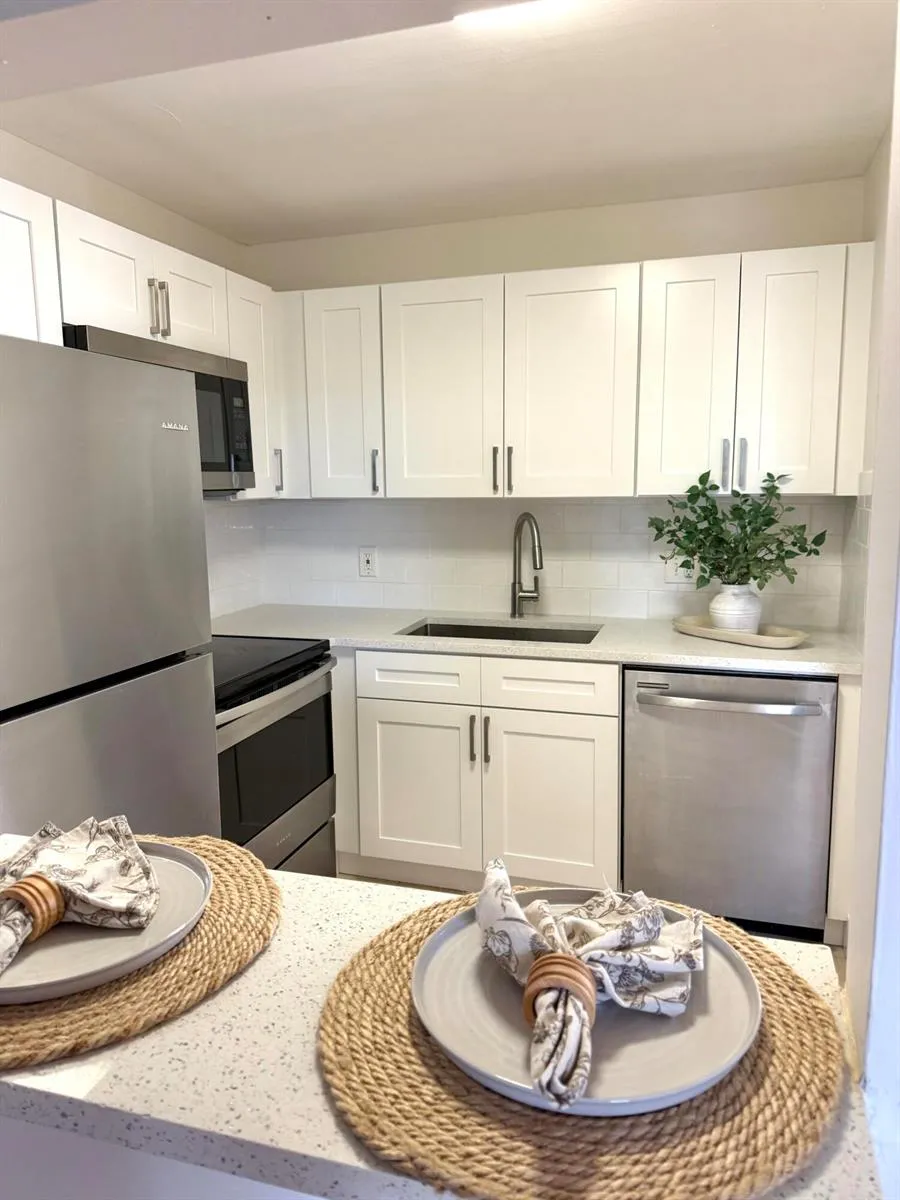 200 Village Green Circle E #k 311 Palm Springs, FL 33461