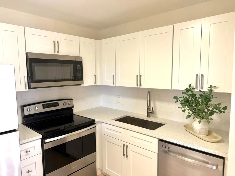200 Village Green Circle E #k 311 Palm Springs, FL 33461