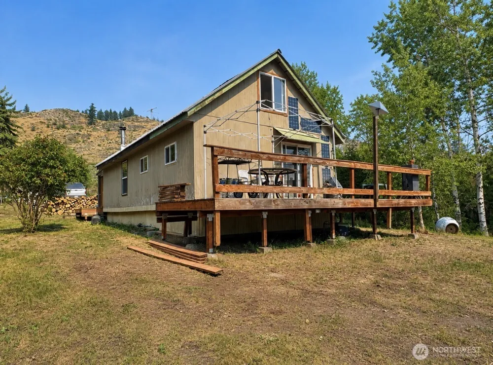 1066 A Ellemeham Mountain Road Oroville, WA 98844