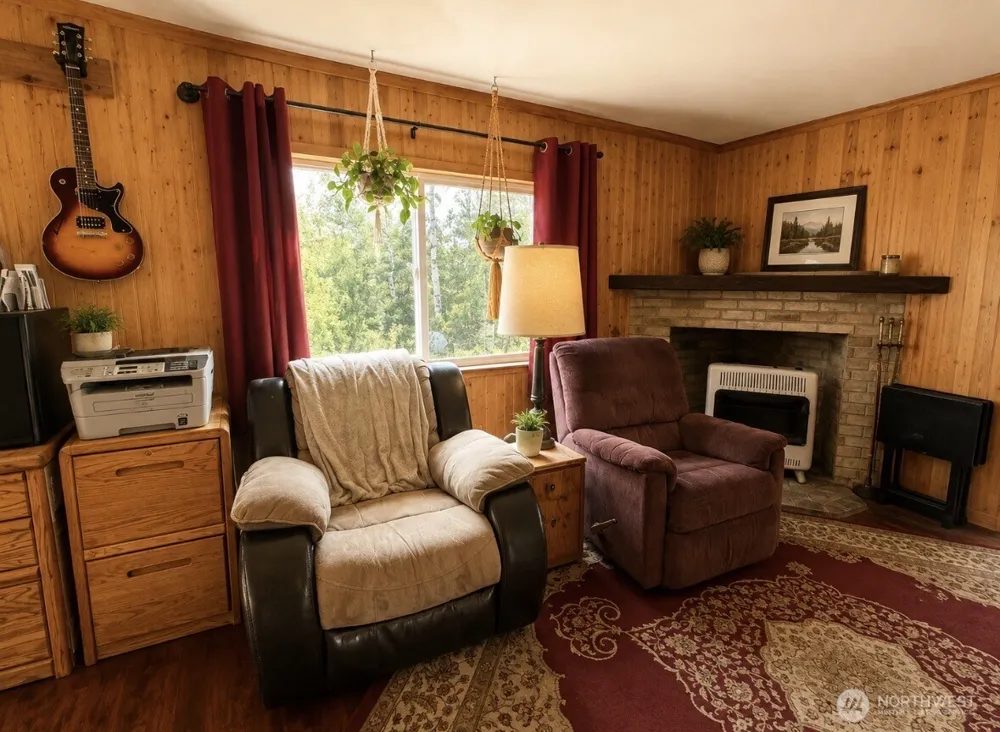 1066 A Ellemeham Mountain Road Oroville, WA 98844
