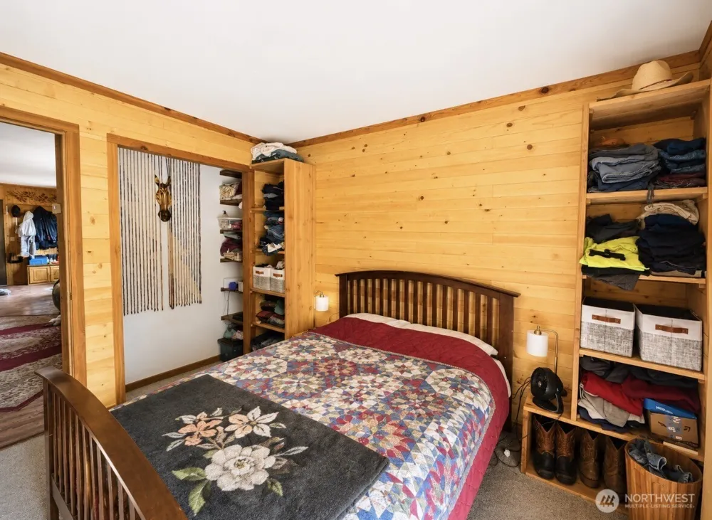 1066 A Ellemeham Mountain Road Oroville, WA 98844