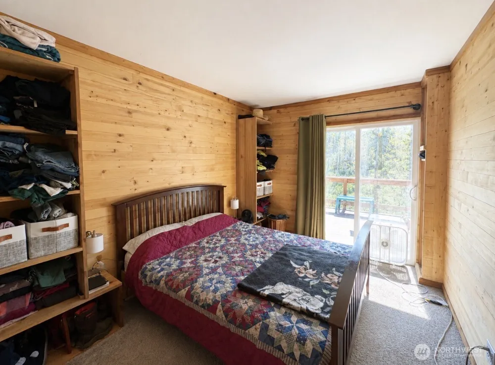 1066 A Ellemeham Mountain Road Oroville, WA 98844