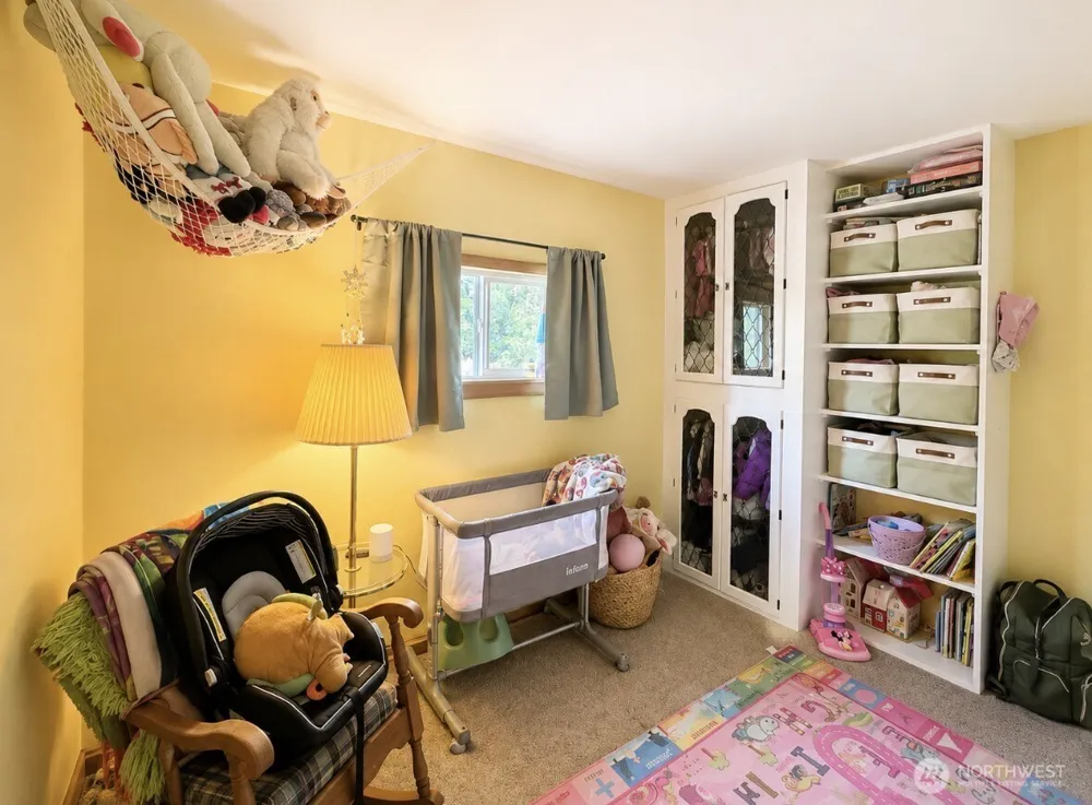 1066 A Ellemeham Mountain Road Oroville, WA 98844