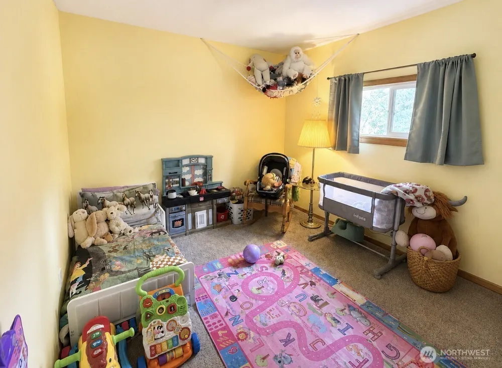 1066 A Ellemeham Mountain Road Oroville, WA 98844