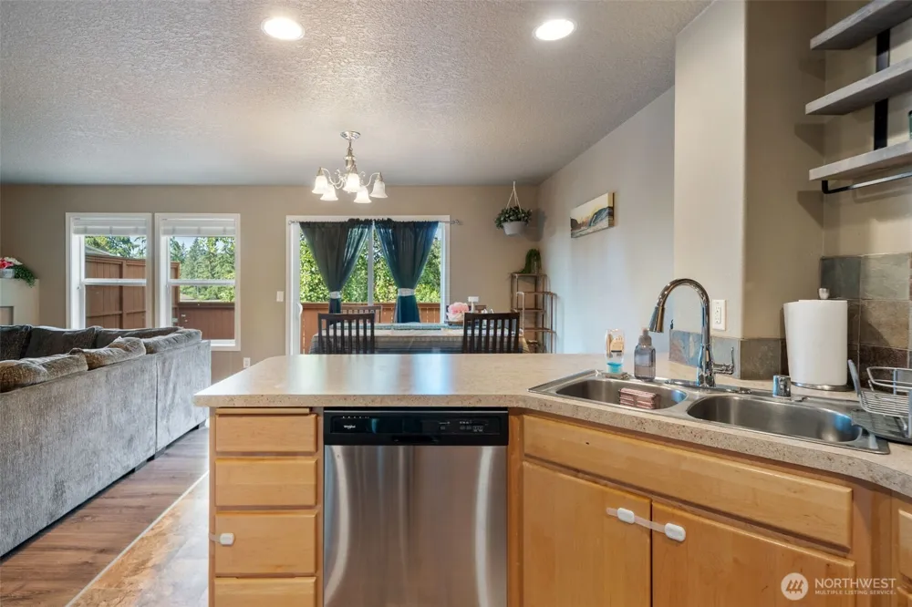 3319 Bali Street NE Lacey, WA 98516