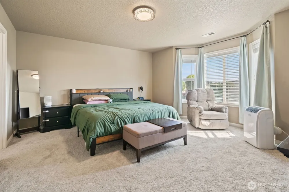 3319 Bali Street NE Lacey, WA 98516