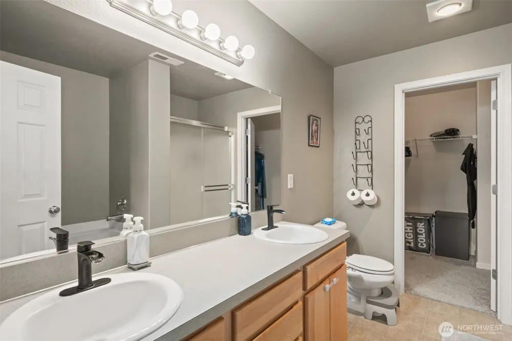 3319 Bali Street NE Lacey, WA 98516