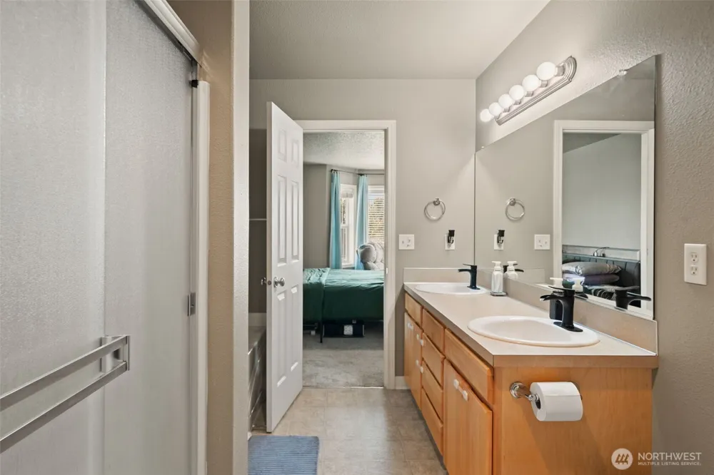 3319 Bali Street NE Lacey, WA 98516