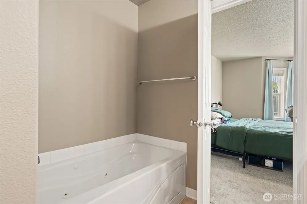 3319 Bali Street NE Lacey, WA 98516