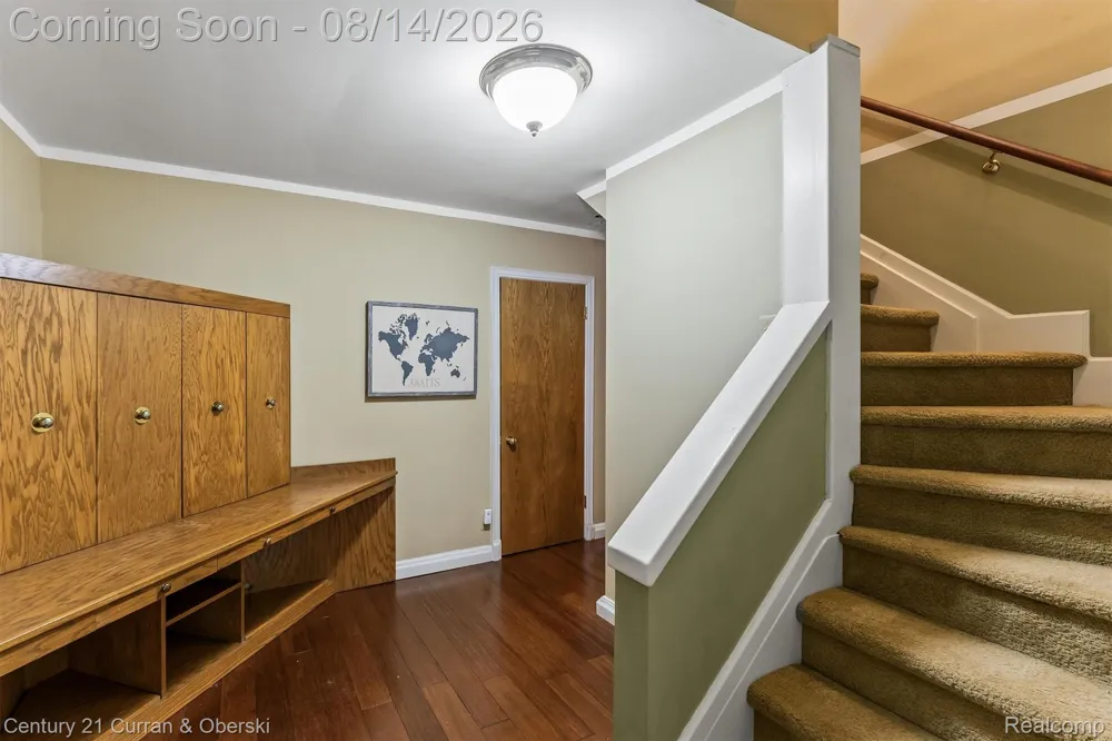 660 Sheldon Road Plymouth City, MI 48170