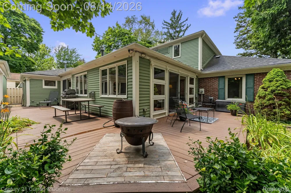 660 Sheldon Road Plymouth City, MI 48170