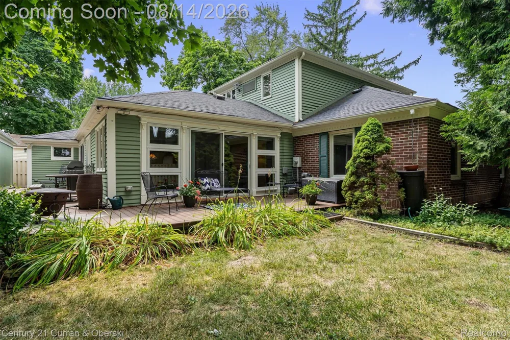 660 Sheldon Road Plymouth City, MI 48170