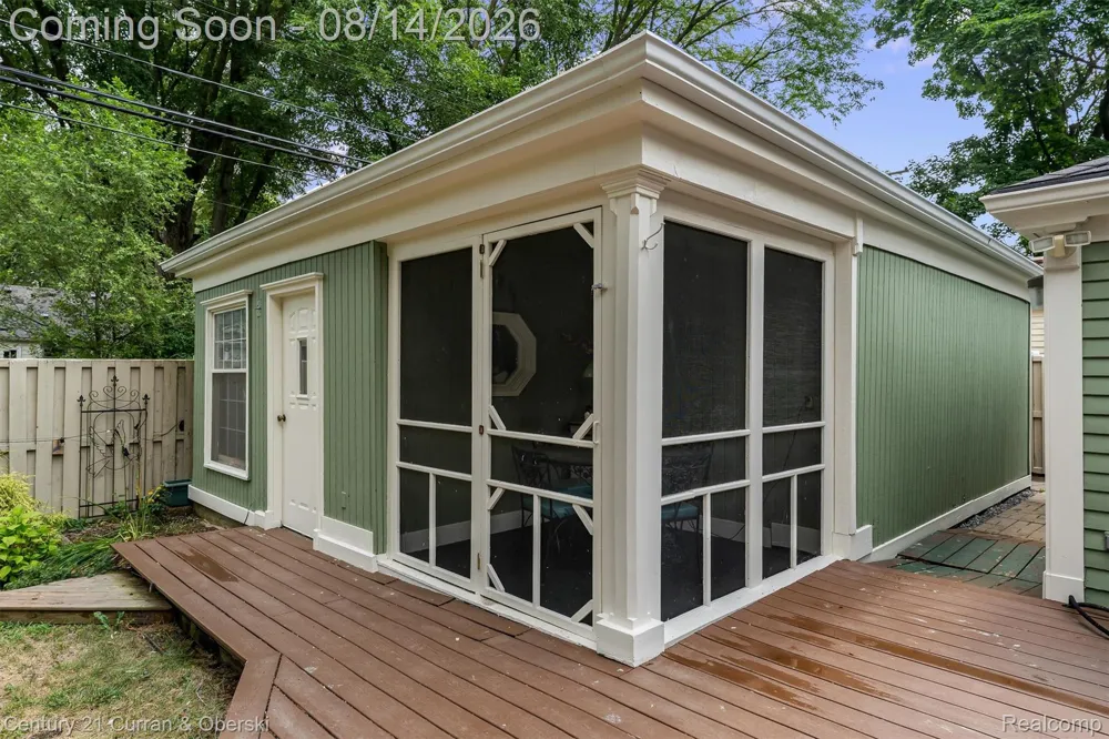 660 Sheldon Road Plymouth City, MI 48170
