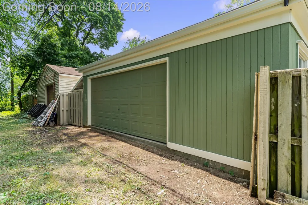 660 Sheldon Road Plymouth City, MI 48170