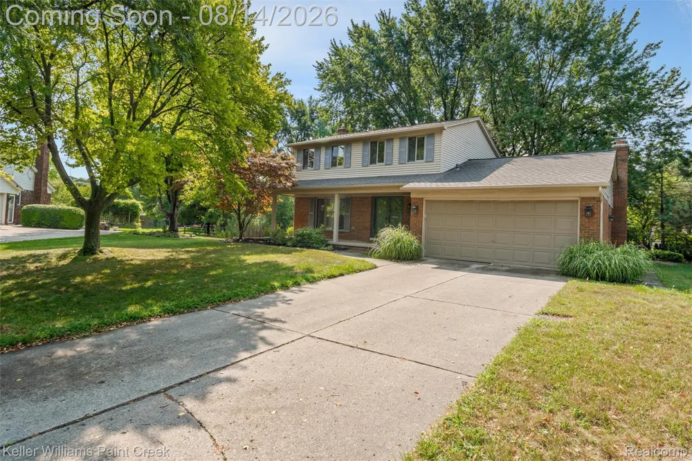 346 Folkstone Court Troy City, MI 48085