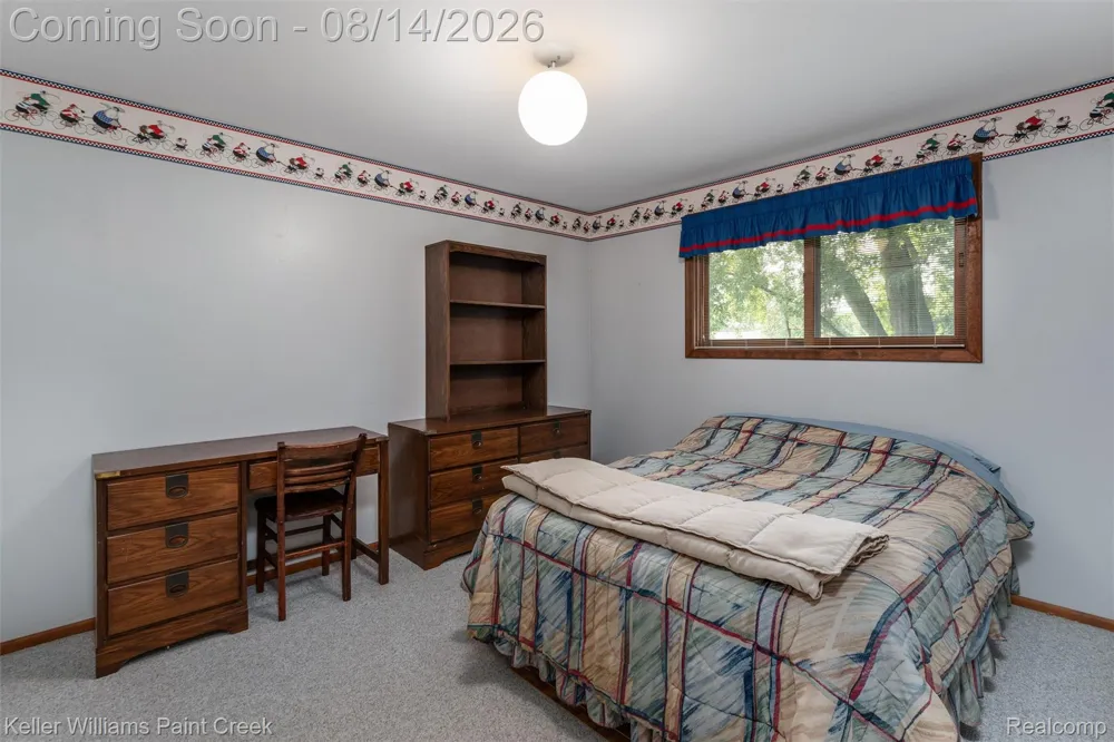 346 Folkstone Court Troy City, MI 48085
