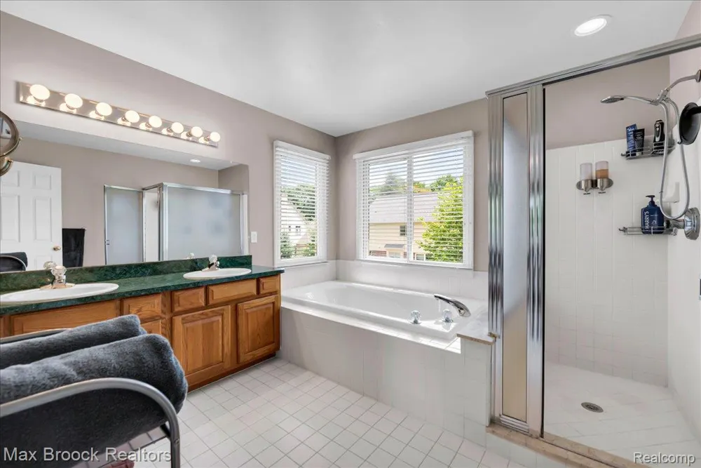 4086 Arcadia Drive Auburn Hills City, MI 48326