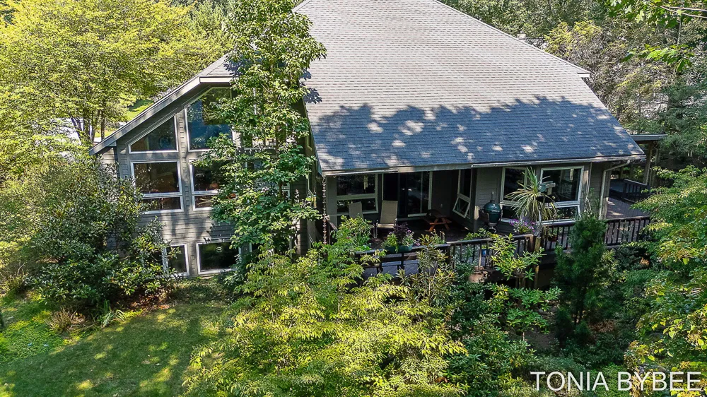 2302 Timberlee Drive Park Township, MI 49424