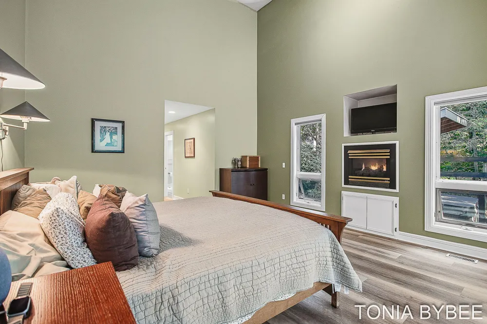 2302 Timberlee Drive Park Township, MI 49424