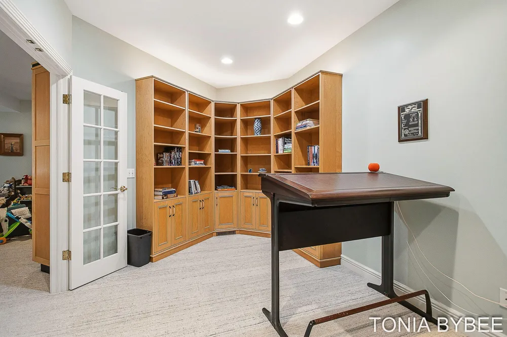 2302 Timberlee Drive Park Township, MI 49424