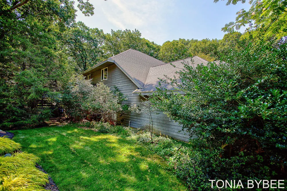 2302 Timberlee Drive Park Township, MI 49424